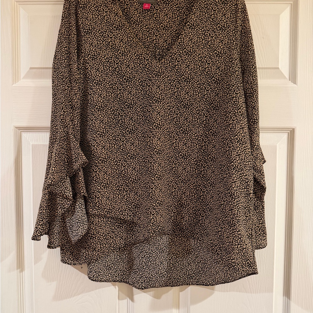 Elegant Black and Taupe Women's Top